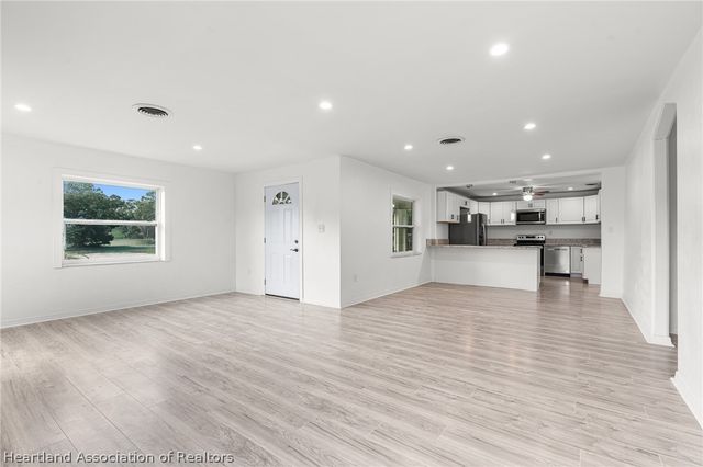 2340 W Jackson Street, Sebring, FL 33870