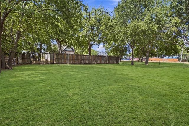 420 N Cleveland Avenue, Sherman, TX 75090