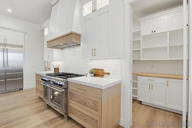 575 Twin Country Lane, Fallbrook, CA 92028