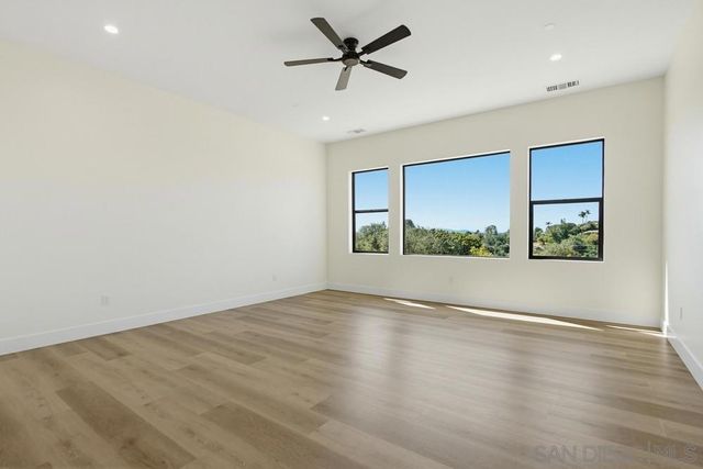 575 Twin Country Lane, Fallbrook, CA 92028