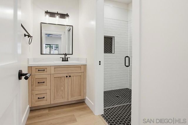 575 Twin Country Lane, Fallbrook, CA 92028