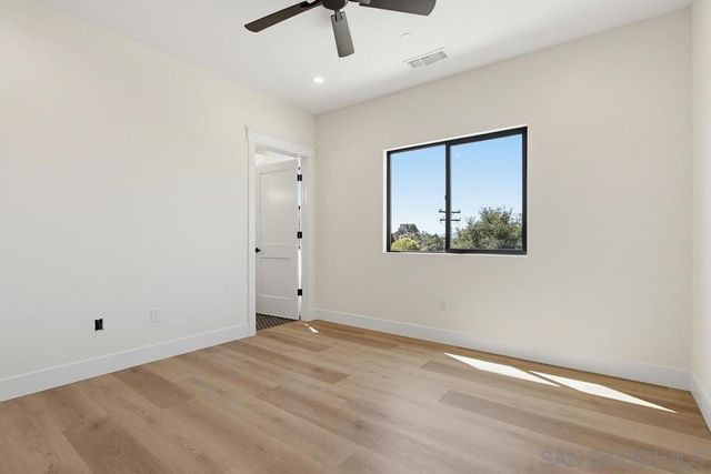 575 Twin Country Lane, Fallbrook, CA 92028