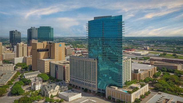 1301 Throckmorton Street 2505, Fort Worth, TX 76102