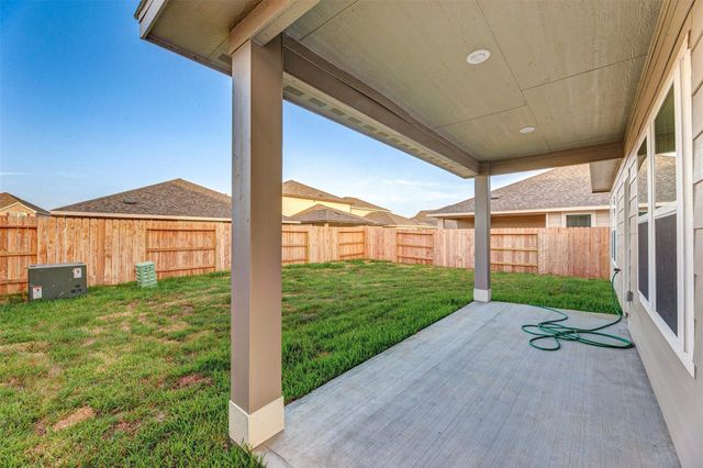 7215 Wilshire Court, Rosharon, TX 77583