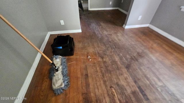 2727 N N DAVIS RD Street, Jacksonville, FL 32209