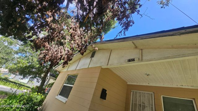 2727 N N DAVIS RD Street, Jacksonville, FL 32209