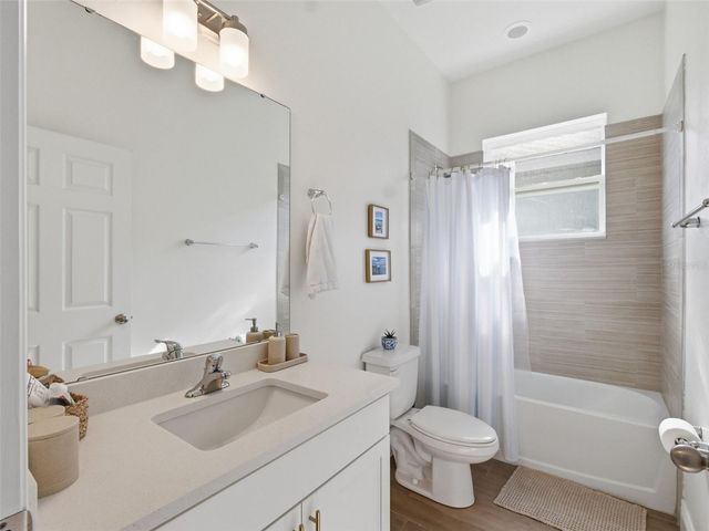 712 REFLECTION LAKE DRIVE, Orlando, FL 32807