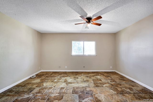 7663 Claridge, San Antonio, TX 78250