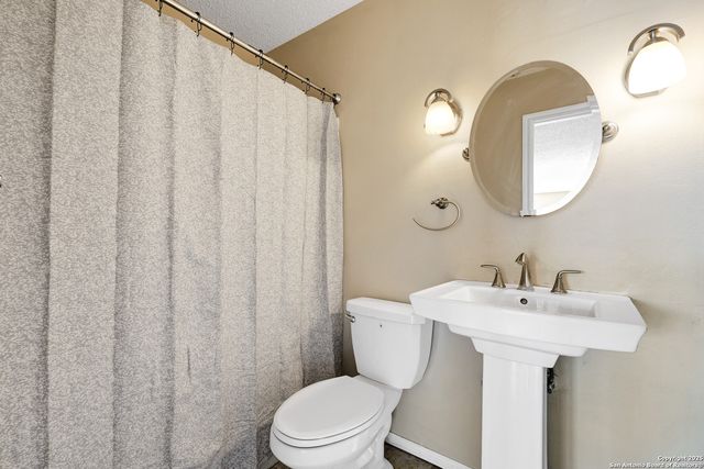 7663 Claridge, San Antonio, TX 78250