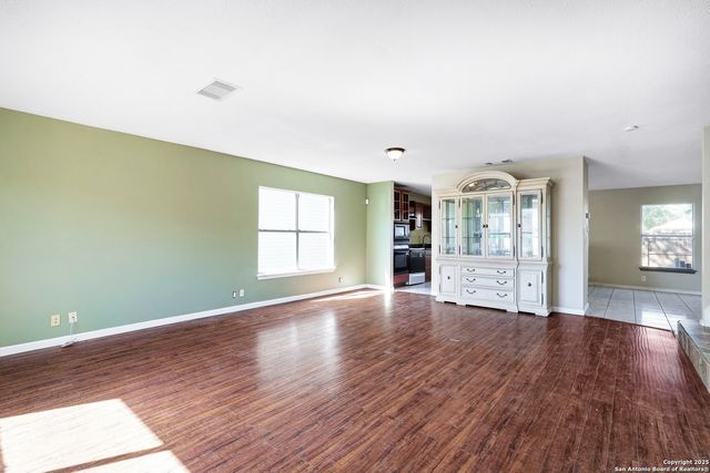 7663 Claridge, San Antonio, TX 78250