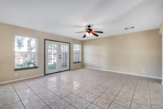 7663 Claridge, San Antonio, TX 78250