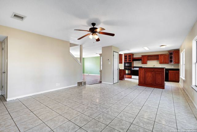 7663 Claridge, San Antonio, TX 78250