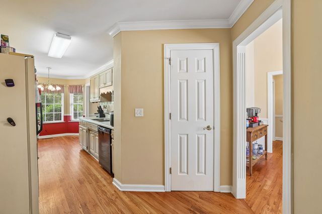 201 Jennings Cir, Tullahoma, TN 37388