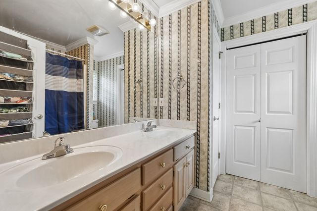 201 Jennings Cir, Tullahoma, TN 37388