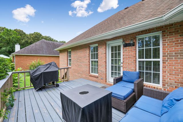 201 Jennings Cir, Tullahoma, TN 37388
