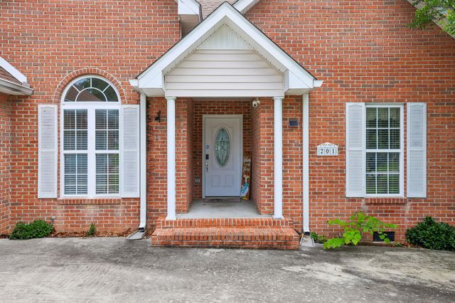201 Jennings Cir, Tullahoma, TN 37388