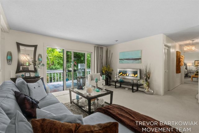 1292 Edinborough Drive, Norton Shores, MI 49441