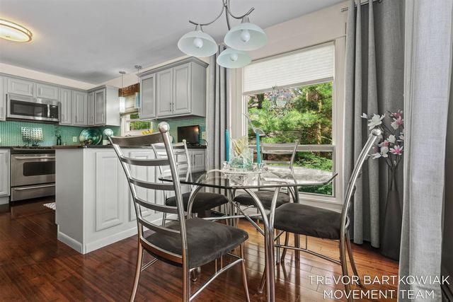 1292 Edinborough Drive, Norton Shores, MI 49441