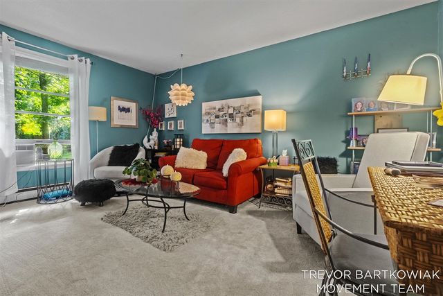 1292 Edinborough Drive, Norton Shores, MI 49441