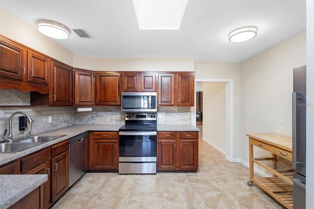 1770 HOLLY BOULEVARD, Deland, FL 32720