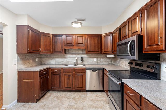 1770 HOLLY BOULEVARD, Deland, FL 32720