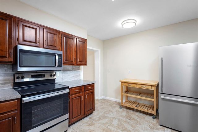 1770 HOLLY BOULEVARD, Deland, FL 32720