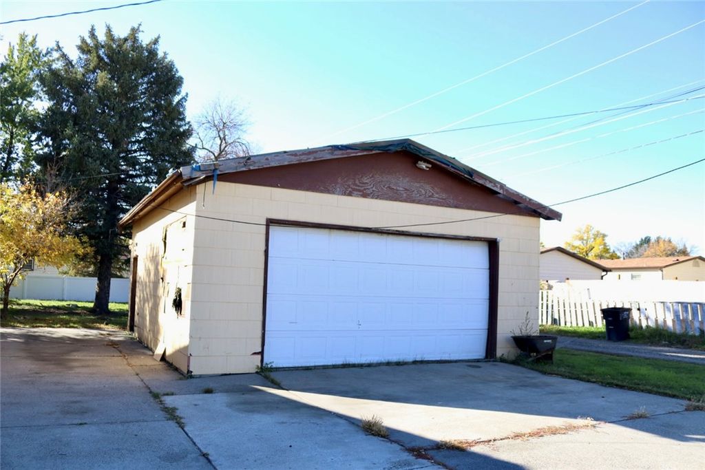 1404 Miles Avenue, Billings, MT 59102 photo 4