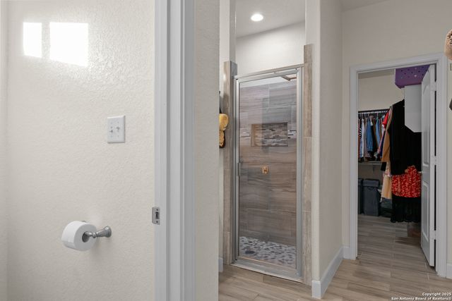 225 BROKEN STAR TRAIL, Poteet, TX 78065