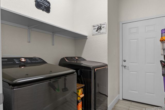 225 BROKEN STAR TRAIL, Poteet, TX 78065