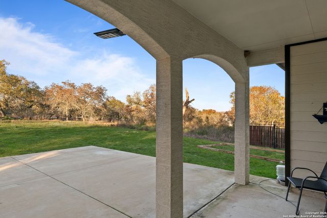 225 BROKEN STAR TRAIL, Poteet, TX 78065