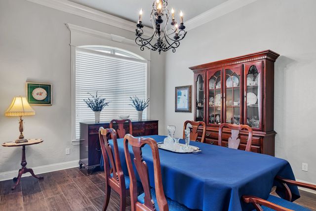 1624 Olympic Dr., Longview, TX 75605