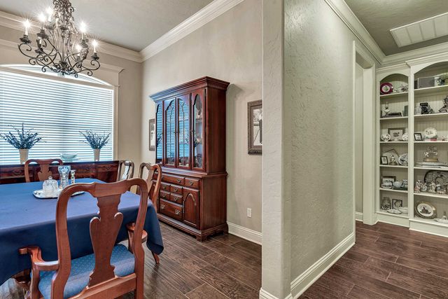 1624 Olympic Dr., Longview, TX 75605