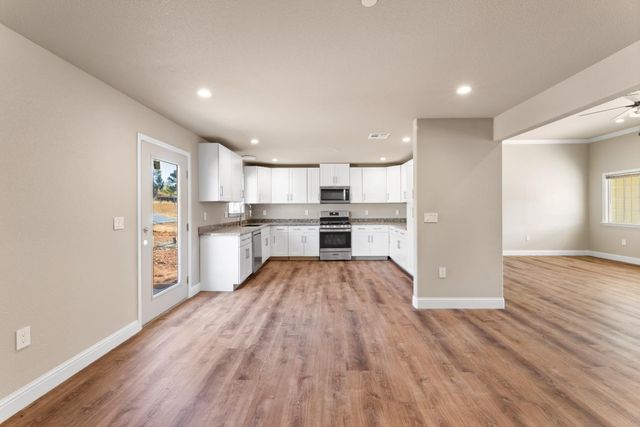 7854 Kirby St, Valley Springs, CA 95252