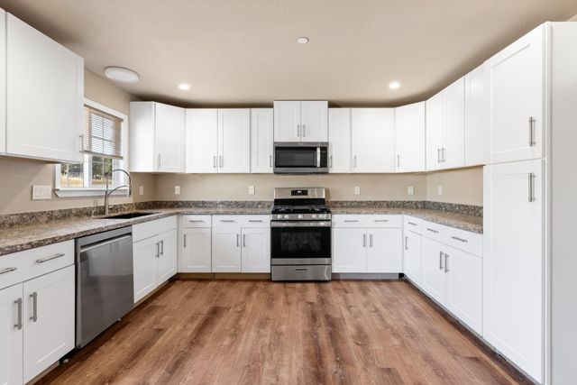 7854 Kirby St, Valley Springs, CA 95252