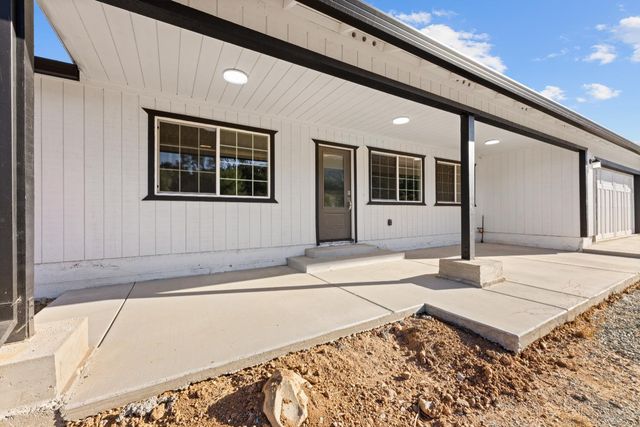 7854 Kirby St, Valley Springs, CA 95252