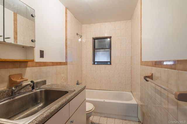 3808 150th Street, Flushing, NY 11354