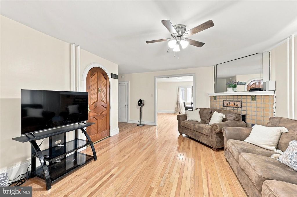 162 W BALTIMORE AVE, LANSDOWNE, PA 19050 — photo 5