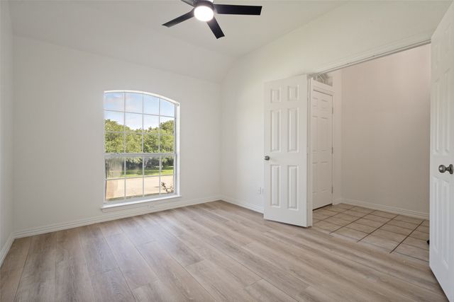 2014 Country Brook Drive, Weatherford, TX 76087