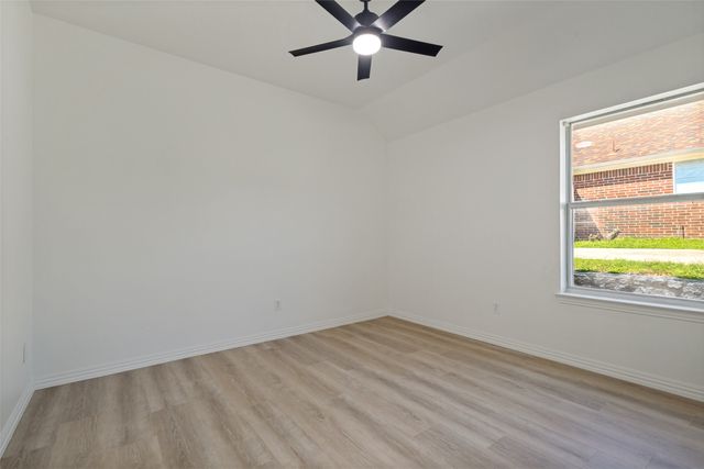 2014 Country Brook Drive, Weatherford, TX 76087