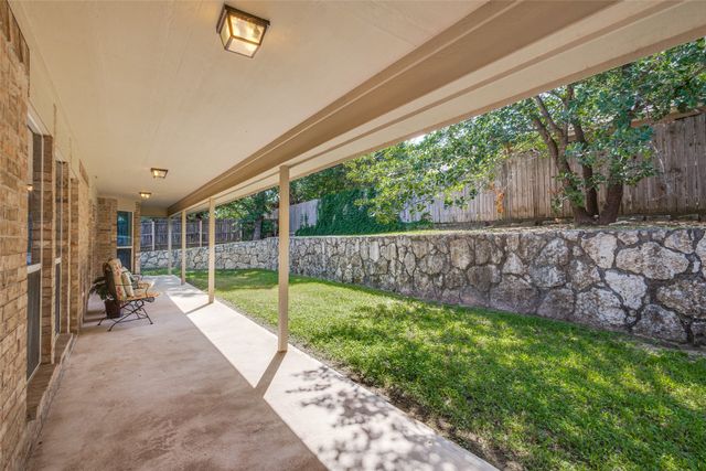 2014 Country Brook Drive, Weatherford, TX 76087