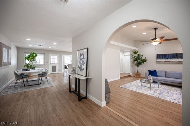 5240 East Monroe Avenue, Las Vegas, NV 89110