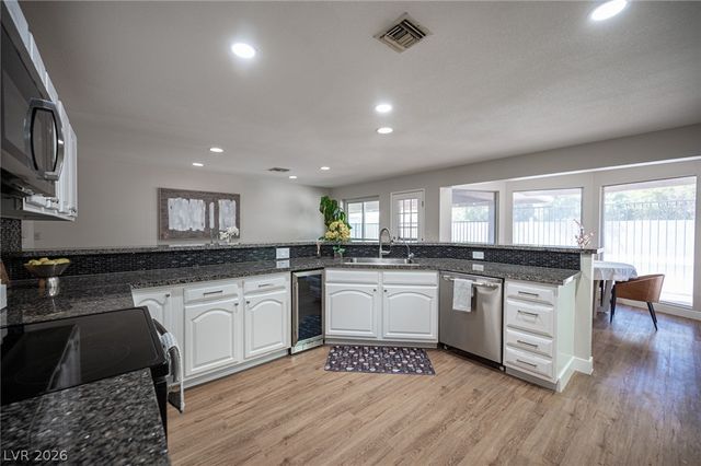 5240 East Monroe Avenue, Las Vegas, NV 89110