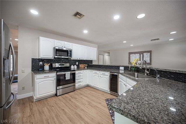 5240 East Monroe Avenue, Las Vegas, NV 89110