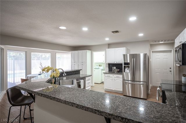 5240 East Monroe Avenue, Las Vegas, NV 89110