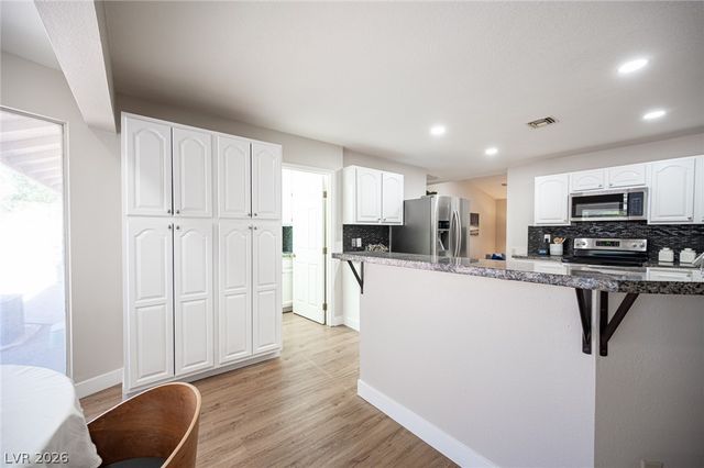 5240 East Monroe Avenue, Las Vegas, NV 89110