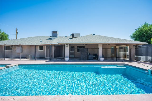 5240 East Monroe Avenue, Las Vegas, NV 89110