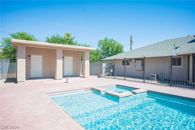 5240 East Monroe Avenue, Las Vegas, NV 89110