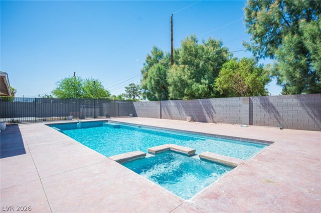 5240 East Monroe Avenue, Las Vegas, NV 89110