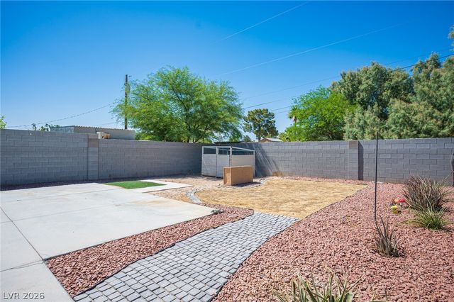 5240 East Monroe Avenue, Las Vegas, NV 89110