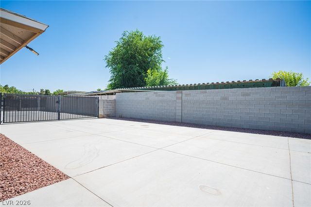 5240 East Monroe Avenue, Las Vegas, NV 89110